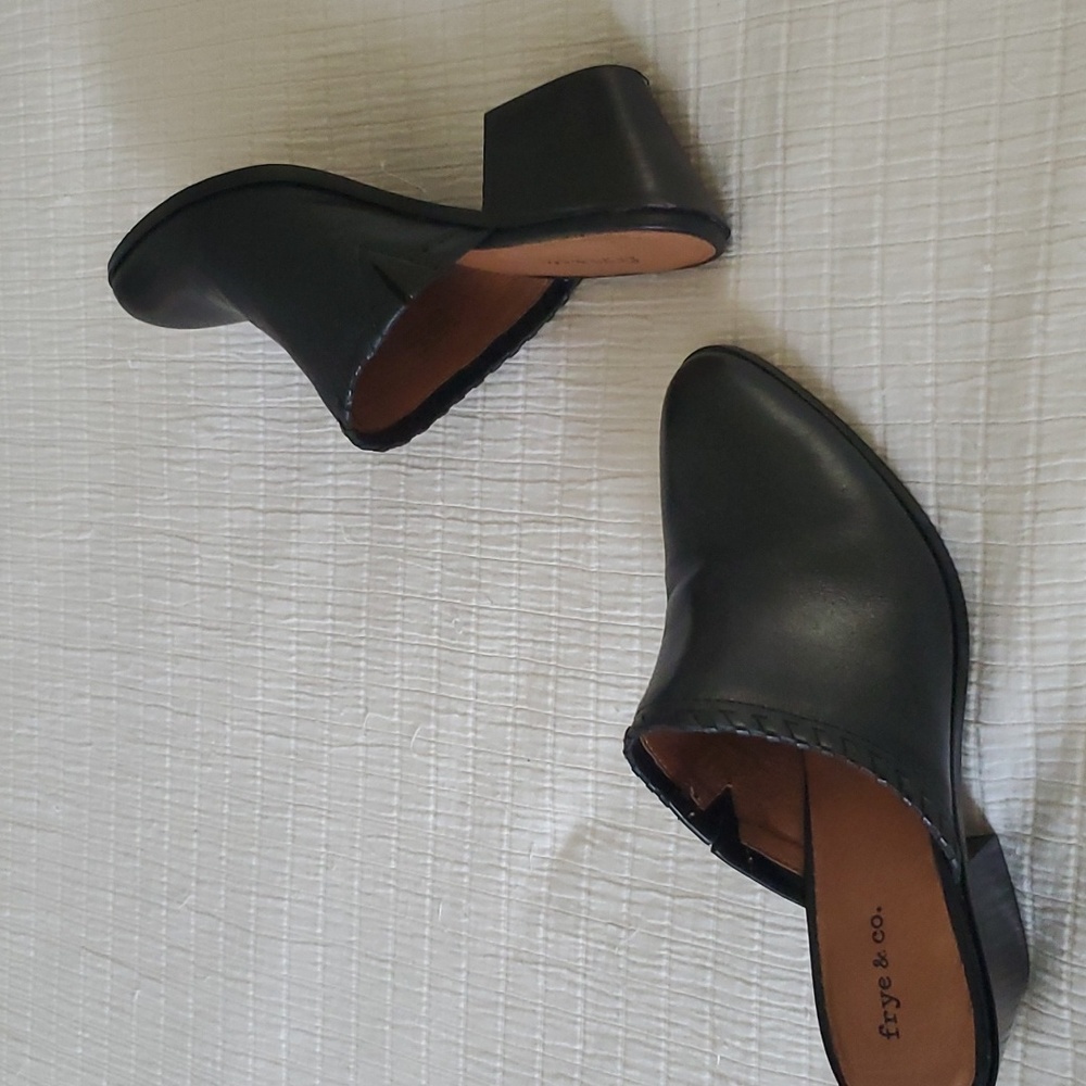 Frye Black Leather Mules, HP PICK ❤️❤️❤️ NEW in BOX NIB - Picture 9 of 12